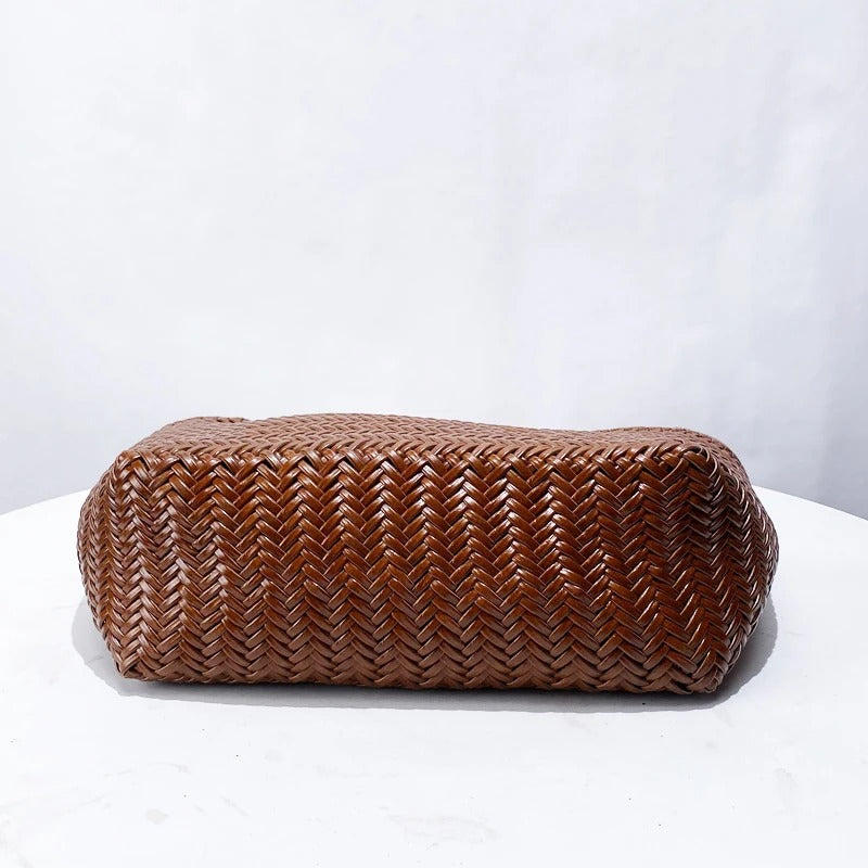 Chic Voyager-Luxe Leather Tote