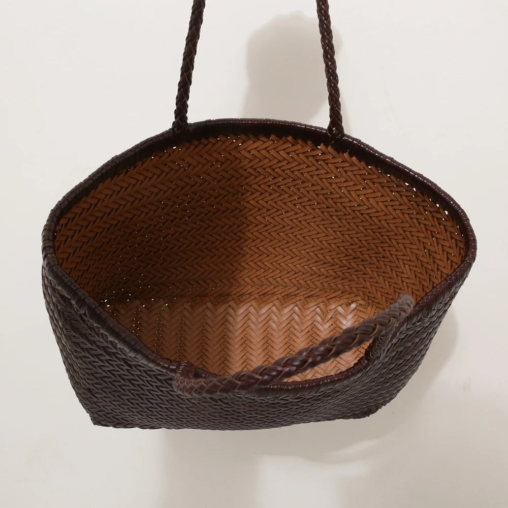 Chic Voyager-Luxe Leather Tote
